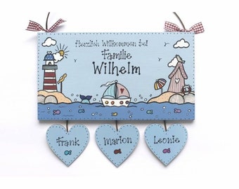 Namensschild Familie personalisiert | Türschild maritim | Familienschild Holz | Holzschild mit Herzanhänger | Familientürschild | Geschenk