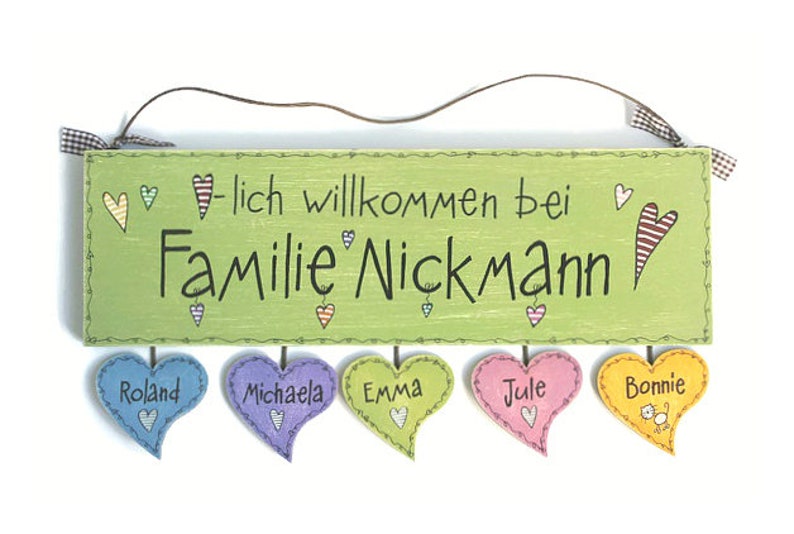 Türschild Familie aus Holz mit Name personalisiert. Holzschild mit Aufhängekordel für die Haustür. Ausgefallenes Geschenk zum Einzug, Umzug, Geburtstag, Valentinstag, Muttertag, Vatertag. Familienschild, Haustürschild für das Zuhause.