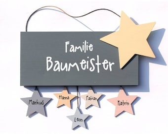 Einzugsgeschenk Haus, Türschild Familie personalisiert mit Name, Holzschild Sterne, Haustürschild für den Eingang, Namensschild handbemalt