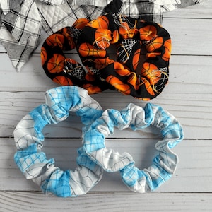Sports themed Large scrunchies hair tie, Add a Pop of Color: Stylish and Comfortable Large Colorful Scrunchie, hair accessories immagine 1