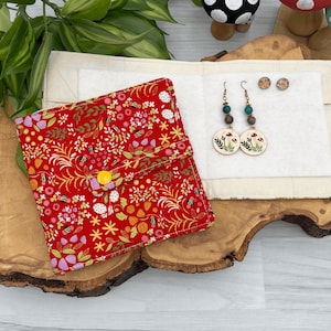 Minimalist Travel Jewelry organizer, Travel jewelry roll, nature lovers gift