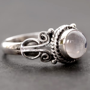 Rainbow Moonstone Ring, Round Moonstone Ring, Moonstone Ring, Blue Fire Moonstone Ring, Handmade Ring, Daily Wear Ring, Silver Gemstone Ring