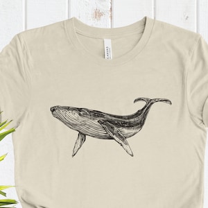 Custom Whale Tshirt womens, Wildlife, sea life, summer printed T-shirt, Humpback Whale Lover Gift, Cetacean lover tee, Oversized tee