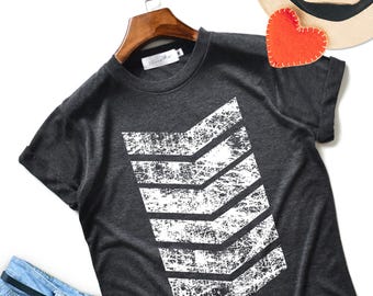 Graphic T-shirt Arrow: uniseks T-shirt met zeefdruk