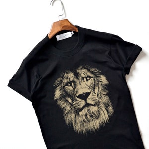 Lion face graphic shirt Lion shirt animals Shirt Funny Shirts Clothing Women Unisex
