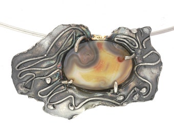 Agate pin/pendant