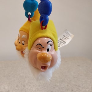 Collectible Lot of 2 Snow White and Seven Dwarf Plush Clip/ Set of 2 Keychain Heads