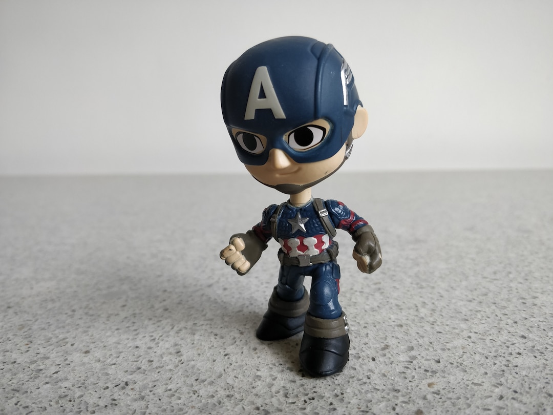 Collectible Funko Marvel Avengers Captain America Plastic Toy