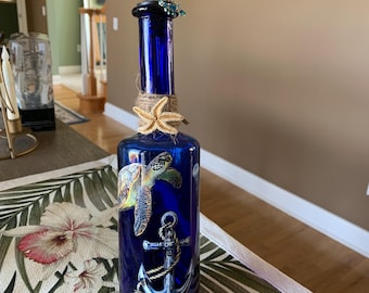 Wunderschöne blaue Angeled Flasche Meeresschildkröte Olivenöl Menage 13inx3in für Dressing Öle und ect. Strand Ozean Thema