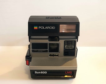 Vintage POLAROID SUN 600 LMS Instant Camera Classic 1980s perfect working condition!