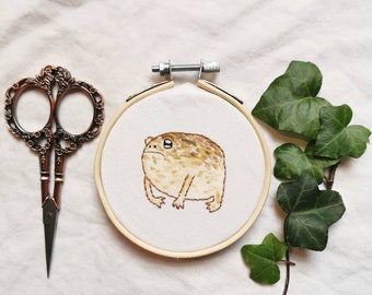 Desert Rain Frog Embroidery Art