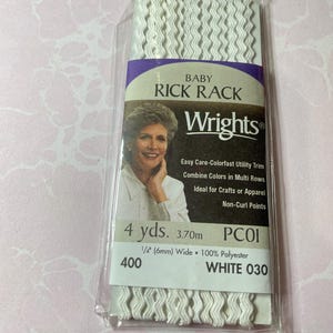 White Wrights Baby Rick Rack for Junk Journals Mixed Media Collage Paper Crafts Sewing