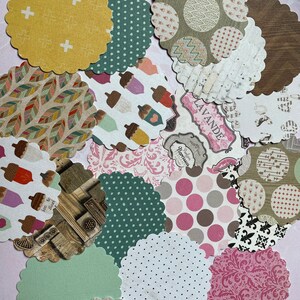 Scalloped Circles Bubbles Cardstock (set of 20) for Junk Journals Mixed Media Collage Sewing Scrapbooking