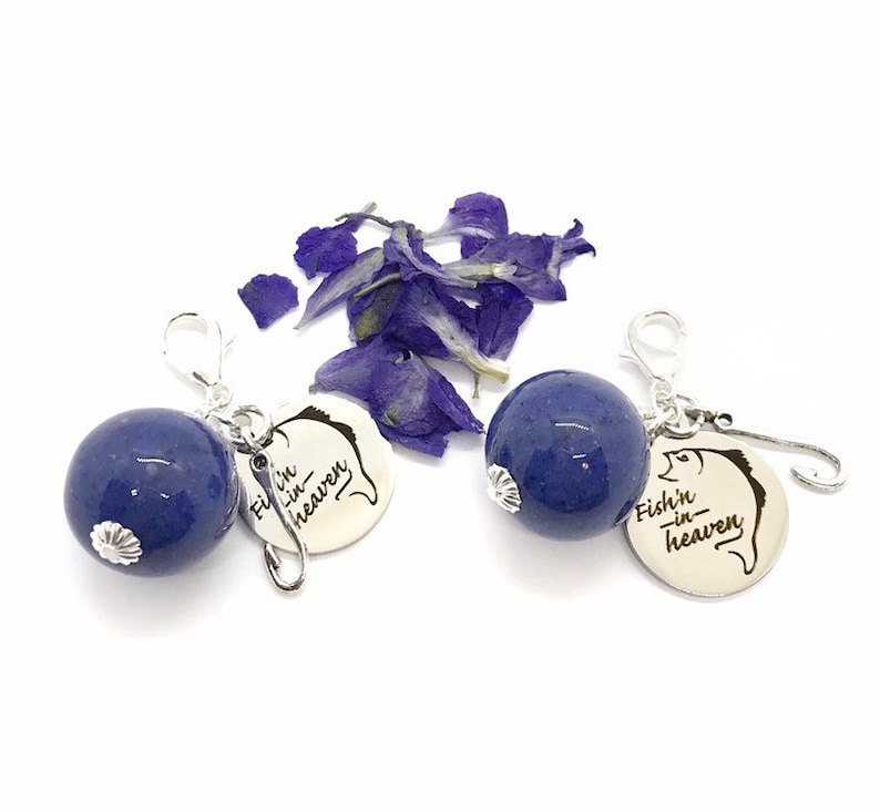 Memorial and keepsake flower petal jewelry / clip charm / 116 Etsy