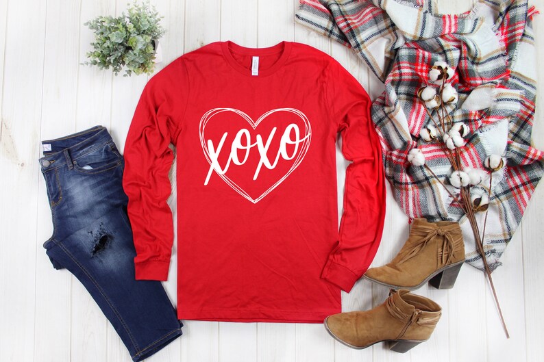 XOXO Shirt Gift for Her Long Sleeve Valentine/'s Day Shirt Heart Shirt