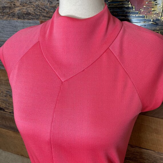 Vintage 1960s bubblegum pink KIMBERLY sleeveless … - image 3