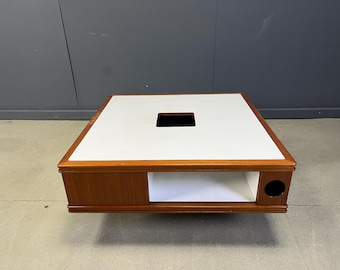 Space Age Bar Couchtisch aus Holz , 1960er Jahre - Vintage Cocktailtisch aus Holz - Space Age Design Couchtisch - Vintage niedriger Tisch