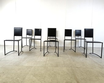 Chaises de salle à manger italiennes post-modernes, 1980, lot de 8 - chaises post modernisme - chaises de salle à manger italiennes