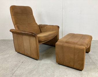 Vintage DS 50 leather lounge chair and ottoman by De Sede, 1970s - mid century modern armchair - armchair and footstool