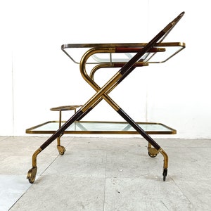 1950年代の真鍮とガラスのバーカート ゴールド ブラック 2段 カート