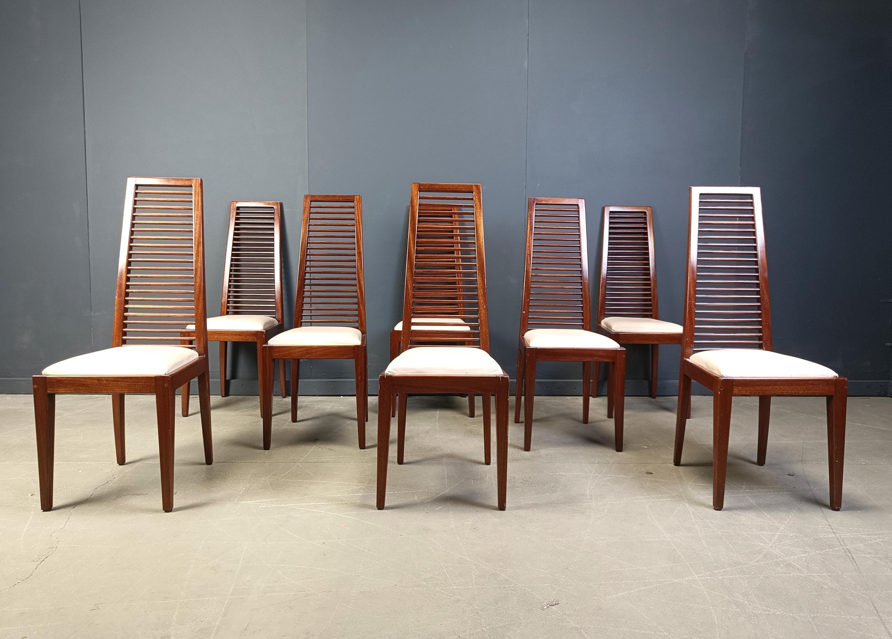 Set of 8 Italian high back dining chairs, 1980s - vintage design dining chairs - high back dining chairs - large dining chairs