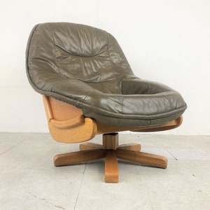 Brutalist oak and leather swivel chair, 1970s - vintage leather armchair - mid century armchair - vintage armchair
