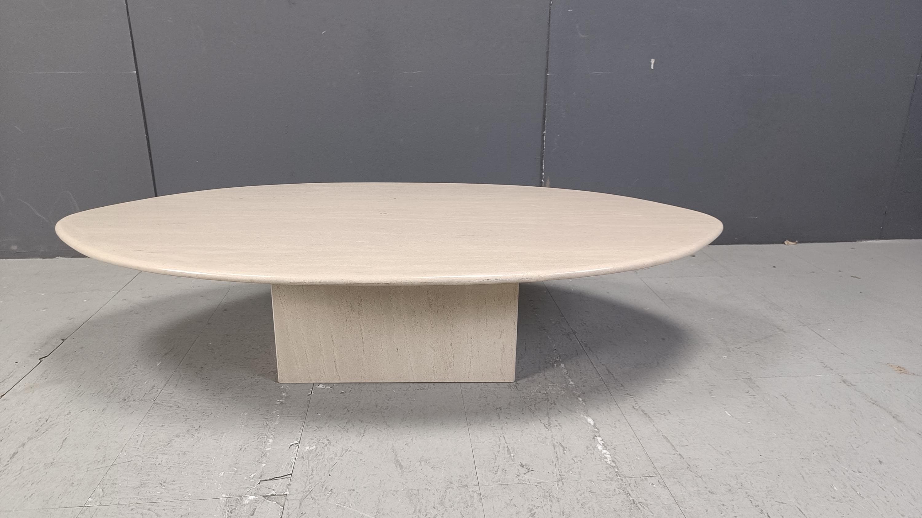 Table Basse Vintage Ovale En Travertin, Années 1970 - Table Travertin Fabriquée Italie Belle