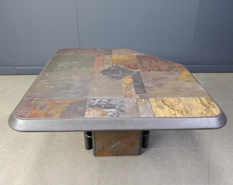 Mesa de centro atribuida a Paul Kingma, década de 1980 - mesa de centro brutalista - mesa de centro de pizarra - mesa de metal y piedra