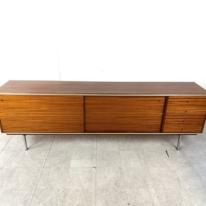 Vintage dressoir van Pieter De Bruyne voor AL Meubel, jaren 60 modern dressoir uit het midden van de eeuw belgisch design dressoir afbeelding 2