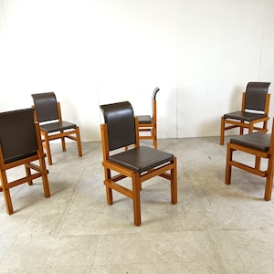 Esszimmerstühle aus massiver Eiche Meubelatelier Vanda, 1970er Jahre - Belgien - Vintage Esszimmerstühle - Set Vintage Esszimmerstühle