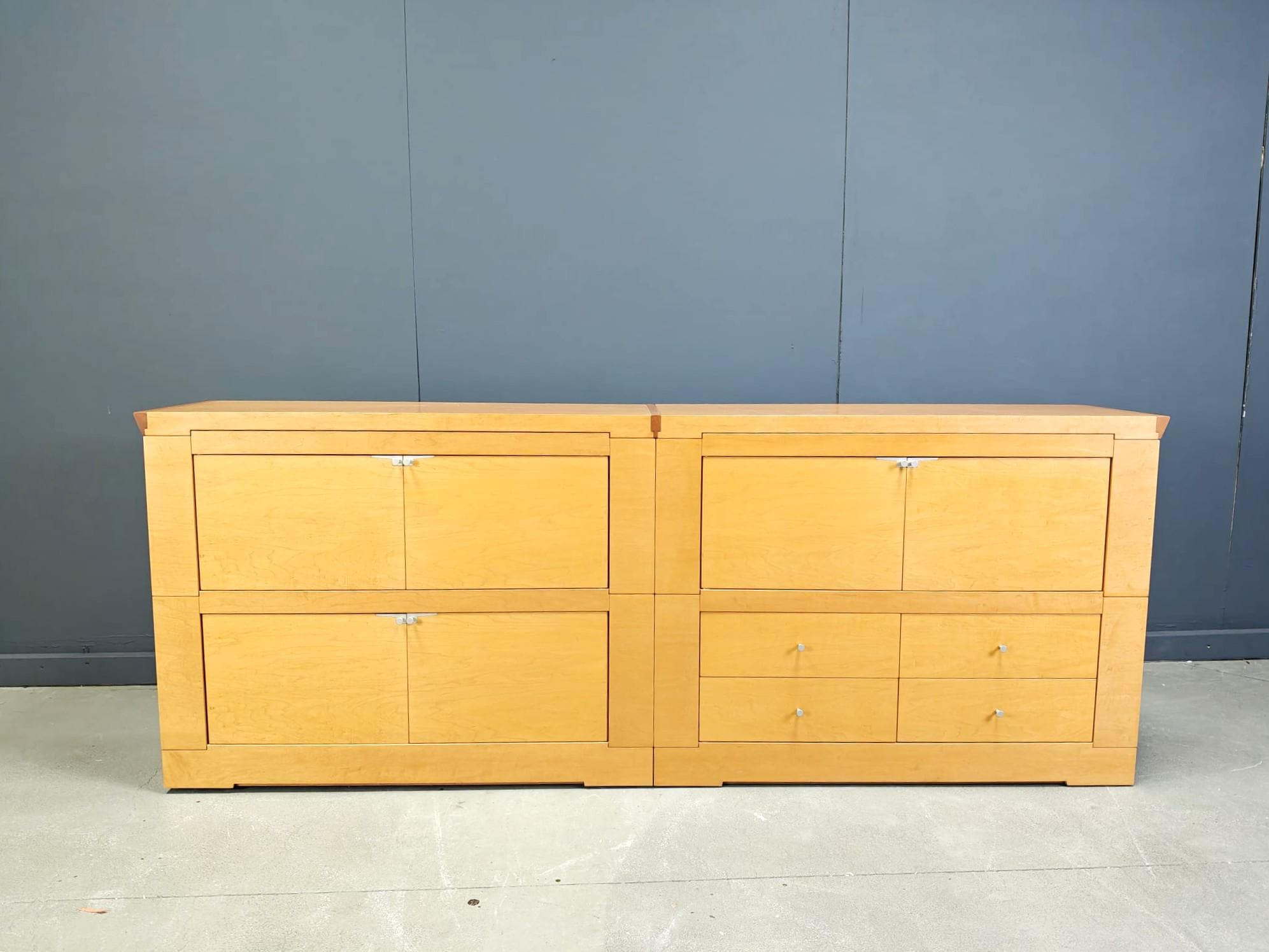 Enfilade Oli Par Chi Wing Lo Pour Giorgetti, Années 1990 - Enfilade Vintage Chi Wing Lo En Bois D'érable Design