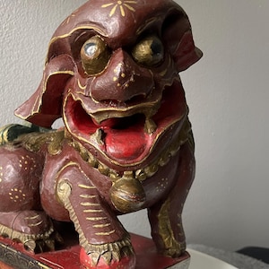 Antique Wooden Gilt Hand Carved Painted Chinese Foo Dog/Lion Statue