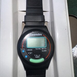 90’s unisex Talking wrist Watch new old stock mint condition Spanish