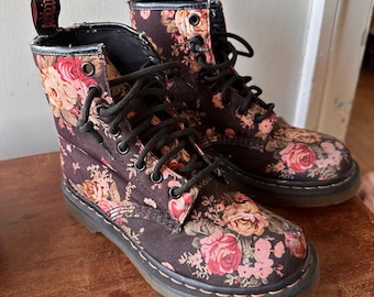 Botas Doc Martens de lona con estampado floral, talla 37 EU
