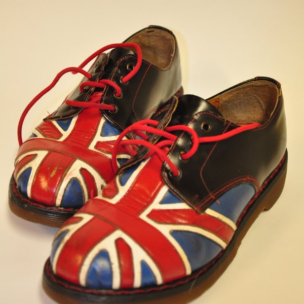 VINTAGE Dr. Martens Union Jack Flag 90's MADE in ENGLAND