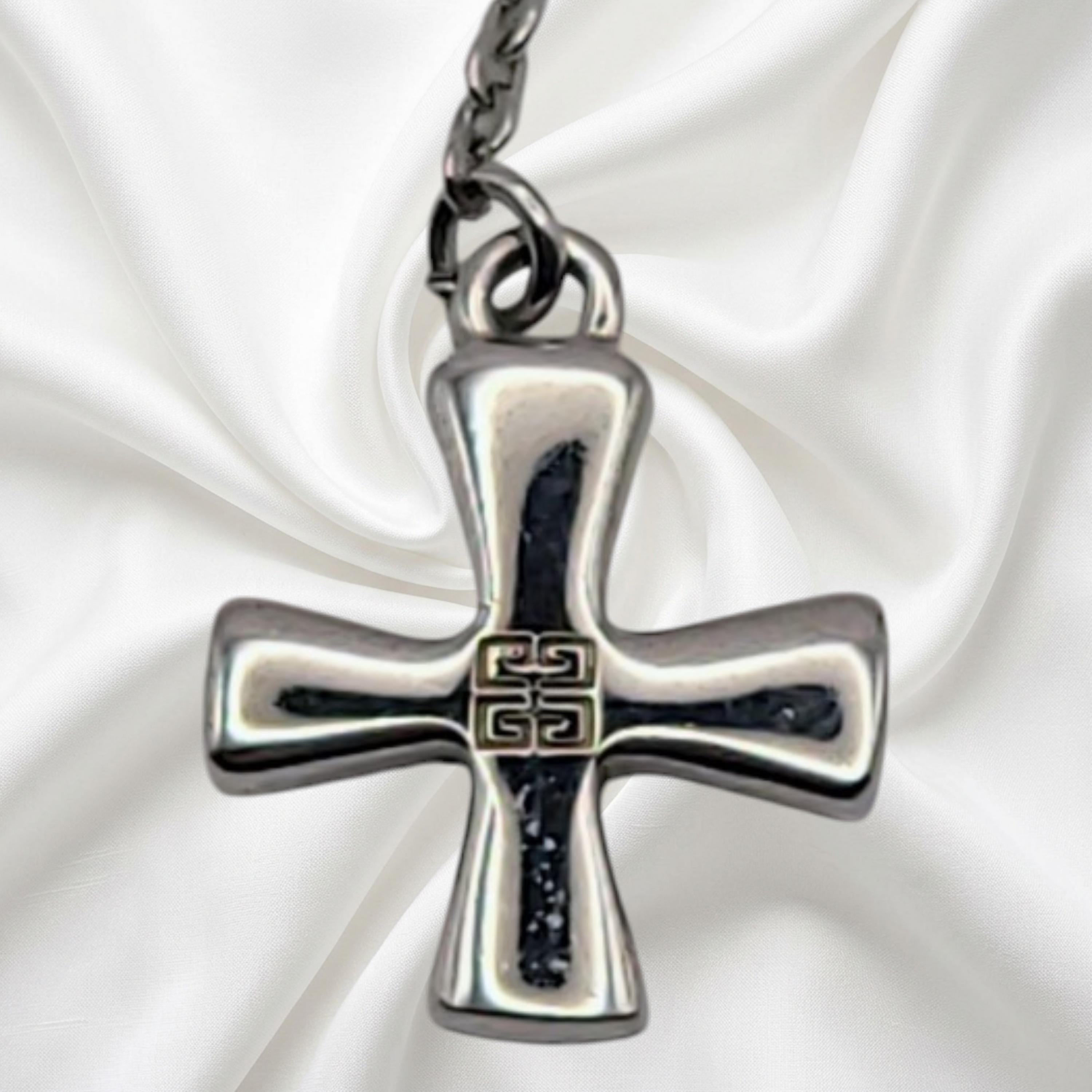 Givenchy クロス ネックレス シルバー Givenchy Cross Necklace - Etsy