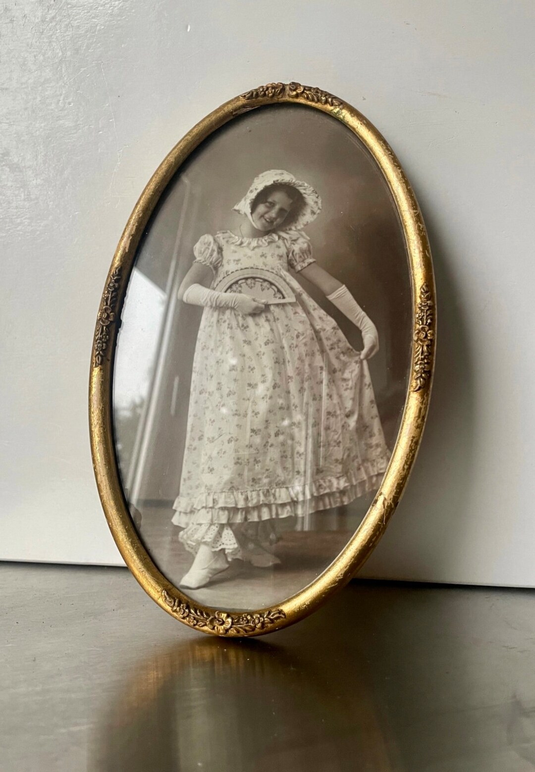 Large Antique Oval Frame Gilded Wood Measurements 25 Cm X 15.5 Cm Glass Opening 23 Cm X 13 Cm Etsy