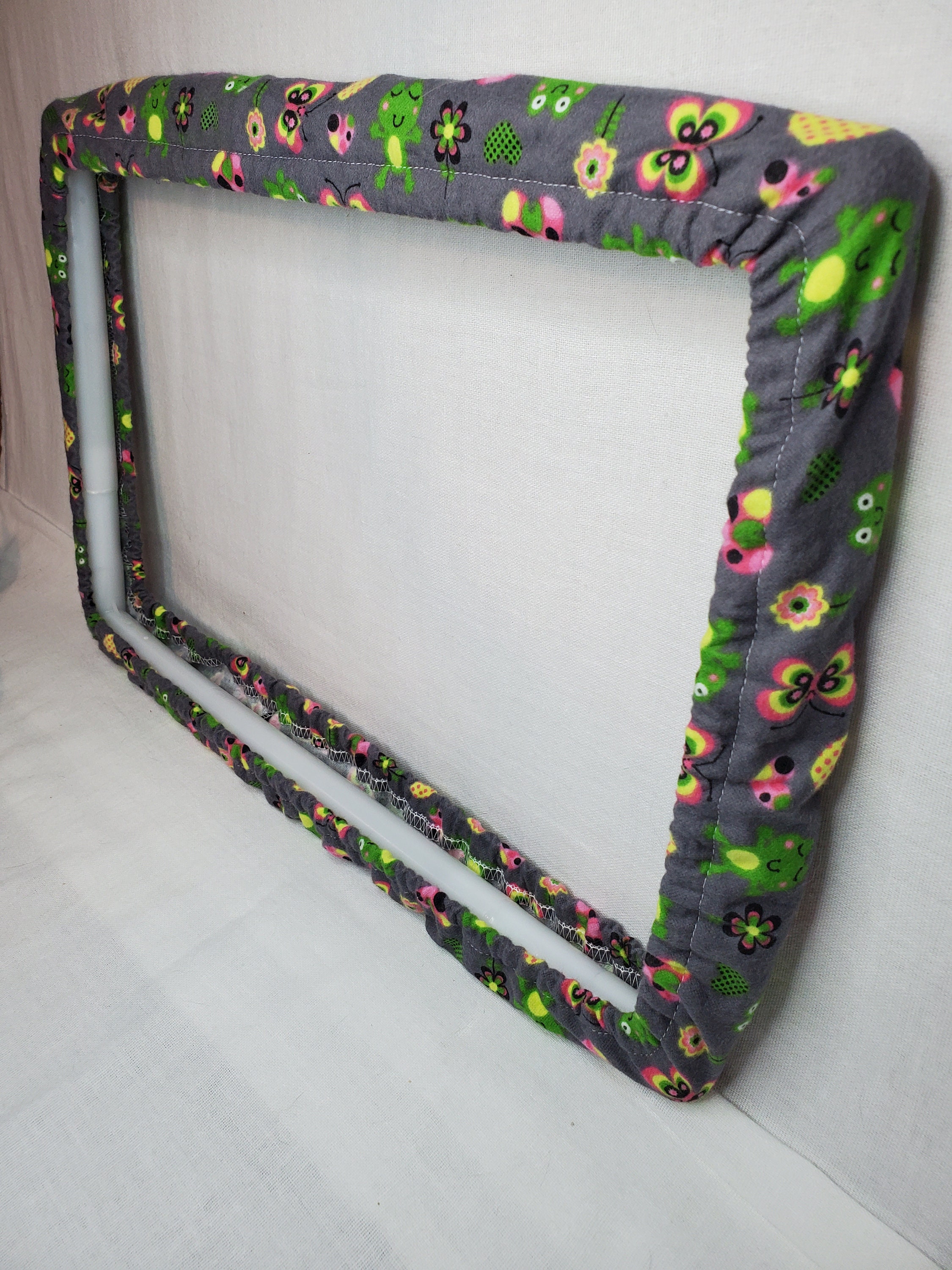 14x14 Frog Design QSnap cover / QSnap garter / Grime guard / Grime garter / Hoop Cover