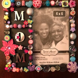 Mom frame