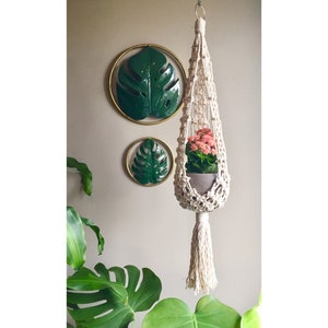 MIDI STELLA Macramé Plant Hanger// Available with Pot! Green Jute or White Cotton Vintage Style Retro 70s Small Spaces Jute Mid Century