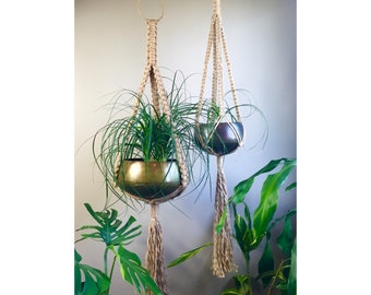 ZEUS Thick Jute Macramé Plant Hanger//Vintage Style Retro 70s Mid Century Modern Large Bohemian Outdoor Boho Hippie Natural