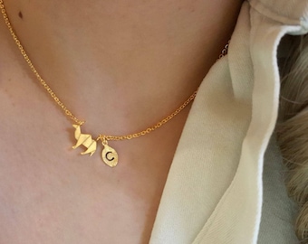 gold camel necklace