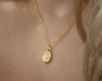 18 Karat Gold Tiny Jungfrau Maria Halskette Mutter Maria Halsketten katholischen religiösen Schmuck Brautjungfer Geschenk Muttertag Mutter Weihnachten Geburtstagsgeschenke