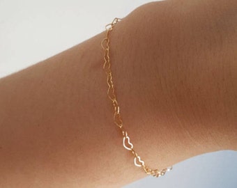 Minimalist Tiny Heart Chain Bracelet, Heart bracelet, Chain Bracelet,Link Bracelet,Bridesmaid Gift,Birthday Gift