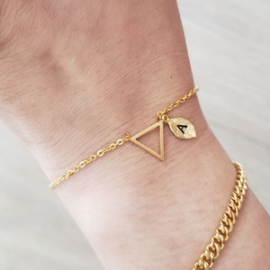 Delicate Open Triangle Bracelets, halo triangle bracelet,Geometric unique Wedding bracelet for mom,Bridesmaid gift,initial Layering Bracelet