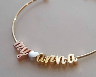 Minimalistiskt armband med kursiv initial, namnarmband, initialarmband, roséguldarmband, bästa vän-armband, personligt armband, brudtärnepresent