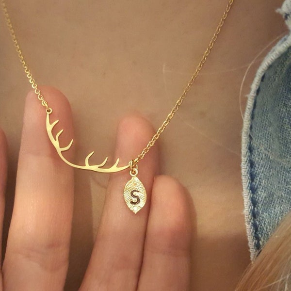 Delicate Deer Necklace,Antler necklaces,animal necklace,initial leaf necklace,Layering necklace, Bridesmaid Gift, valued gift