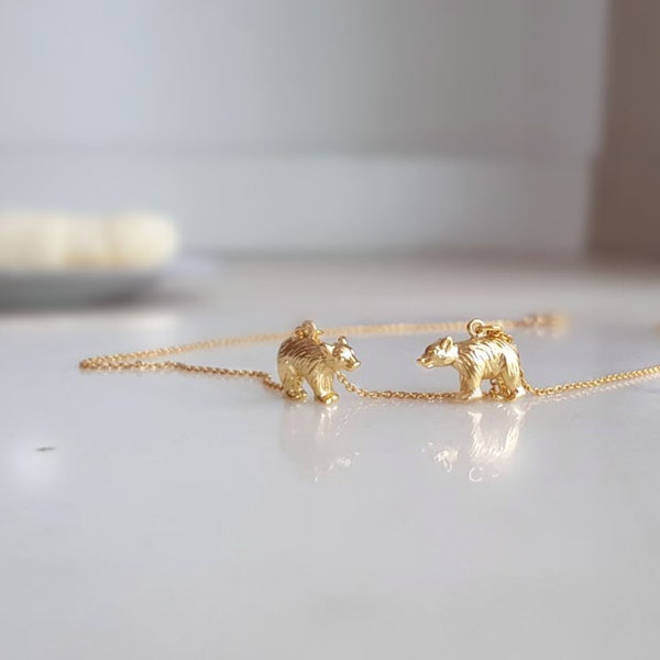 Minimal 18k Gold Bear necklace,Winter Bear Necklace,Baby Bear necklace,Bridesmaid Gift,Mothers day Necklace,birthday gift