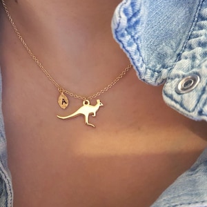 Delicate kangaroo necklace,kangaroo Necklaces,Animal Necklace,initial leaf necklace,Layering necklace, Bridesmaid Gift, valued gift