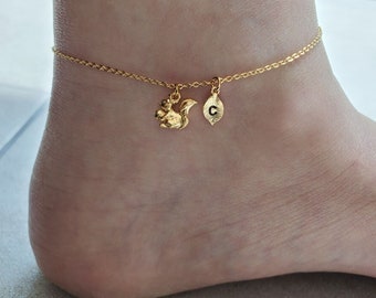 Delicate Petite Squirrel Anklets, custom mom and Baby Squirrel Anklet,cute unique mother bracelet,initial Layering Bracelet ,Bridesmaid Gift